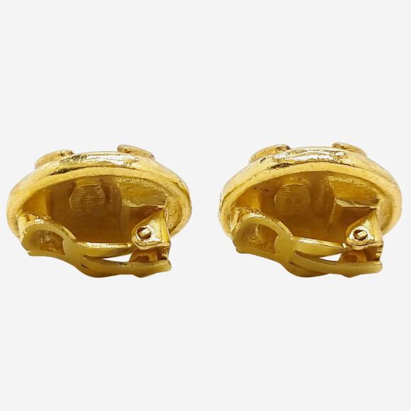 Chanel 24k Gold-Plated Clip-on Earrings - Picture 2 of 9